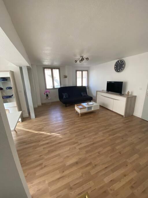 Appartement T2 Centre Ville Dole Eksteriør bilde