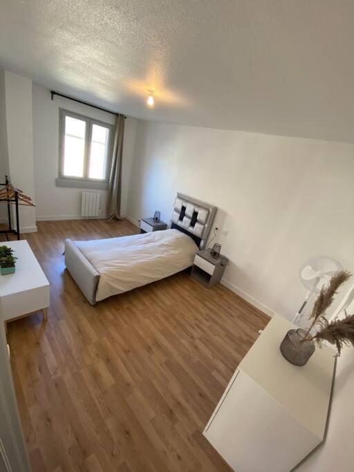 Appartement T2 Centre Ville Dole Eksteriør bilde